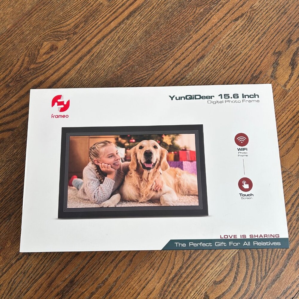 Frameo Digital Photo Frame - 15.6"